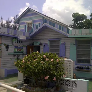 Inn Arawak, Nassau