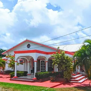 Villa Sunny Palm, Laborie